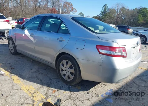 2011 Toyota Camry Le z USA, uszkodzony, nr VIN 4T4BF3EKXBR147149